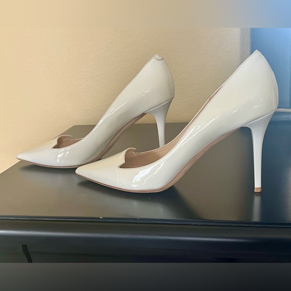 Jimmy Choo Cream Heels Timeless Elegance